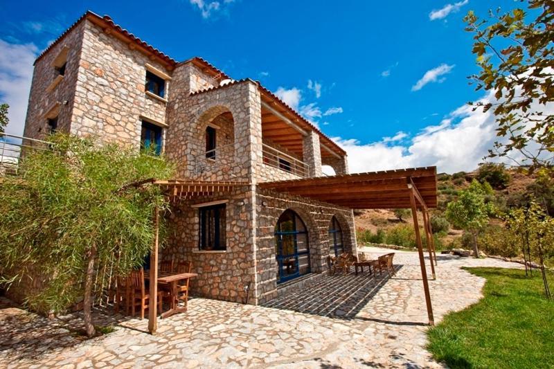 Aoritis Villas Lampini الغرفة الصورة
