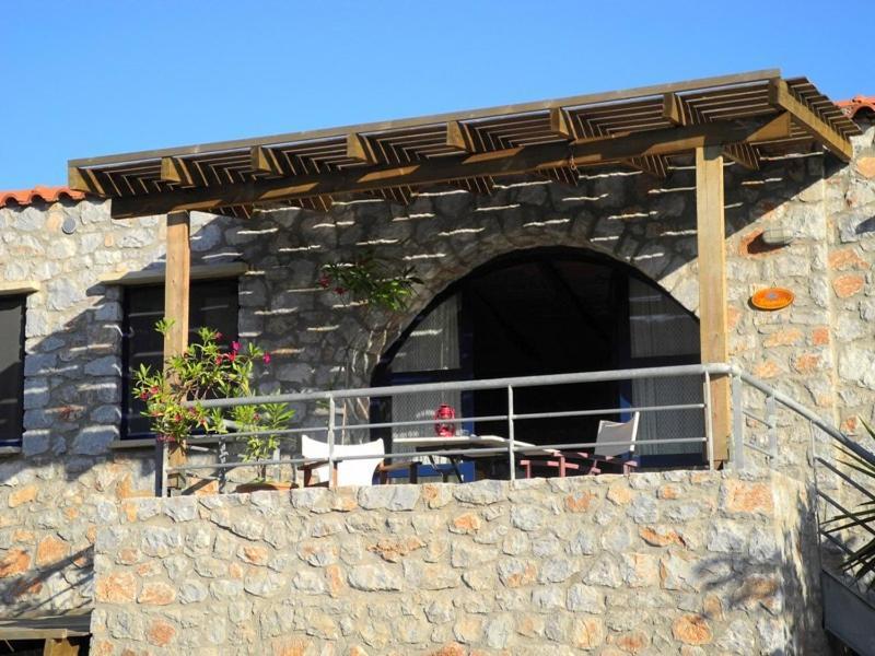 Aoritis Villas Lampini الغرفة الصورة